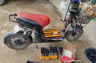 THAY ẮC QUY XE MÁY ĐIỆN TẬN NHÀ